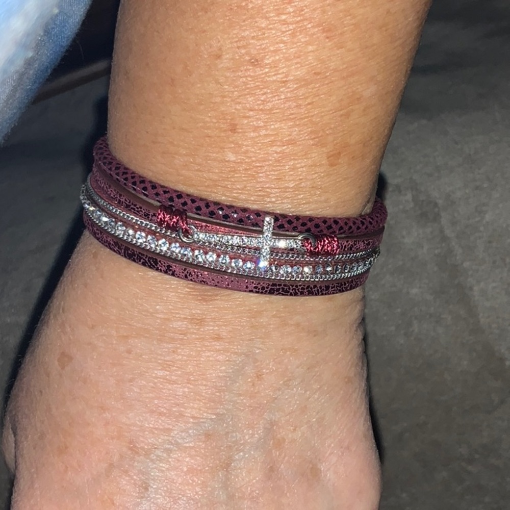 2 magnetic bracelets - Picture 2 of 4
